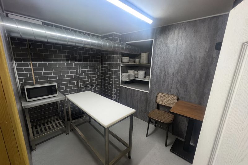 Photo 13- click for photo gallery